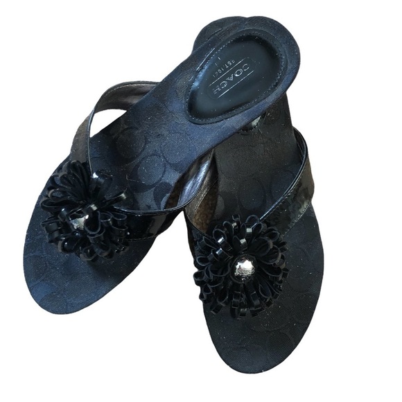 Authentic Coach Skye Thong Sandal 9B Patent Leather W/Flower Logo Black - Picture 2 of 4